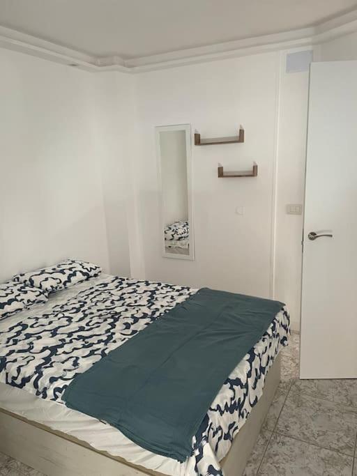 Giovina Living Av Suecia 150M From Beach Los Cristianos  Extérieur photo